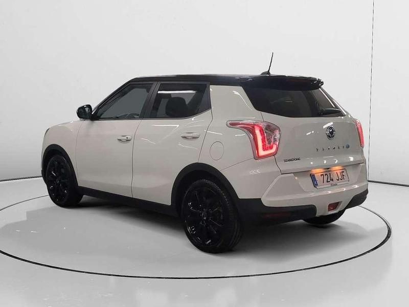 Usado SsangYong Tivoli 116 CV (85 kW) 2015 Blanco SUV