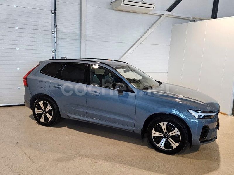 Gris / plata Usado 2023 Volvo XC60 Plus SUV | 43.990 € (Precio justo) - Imagen 1/4