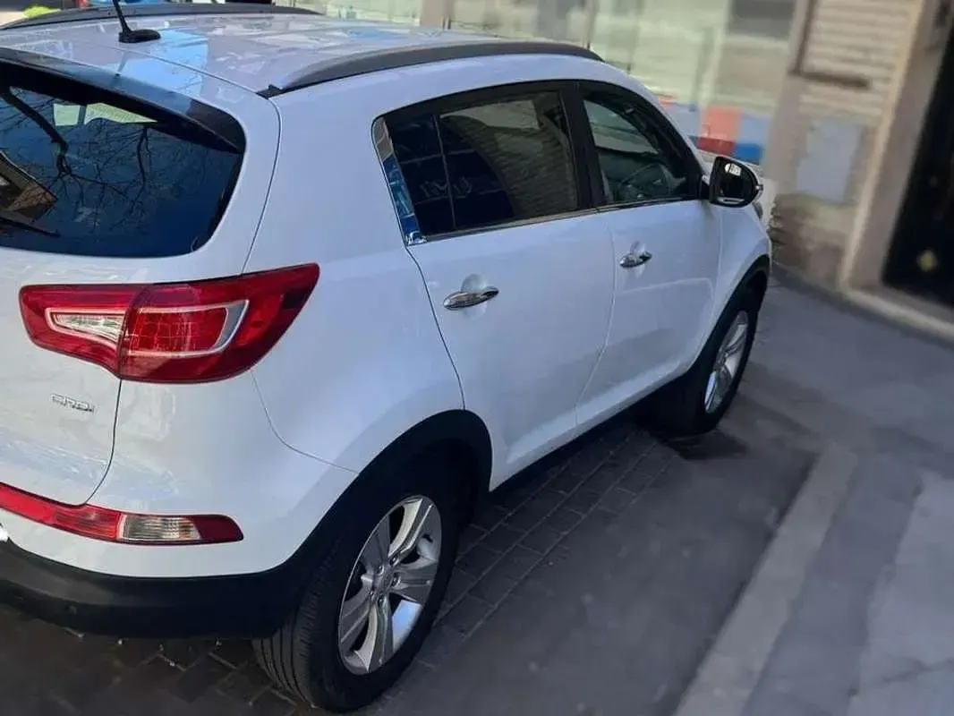 Usado Kia Sportage 116 CV (85 kW) 2011 Blanco SUV