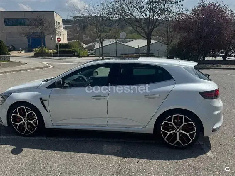 Usado Renault Mégane IV Trophy 300 CV (220 kW) 2023 Blanco Berlina