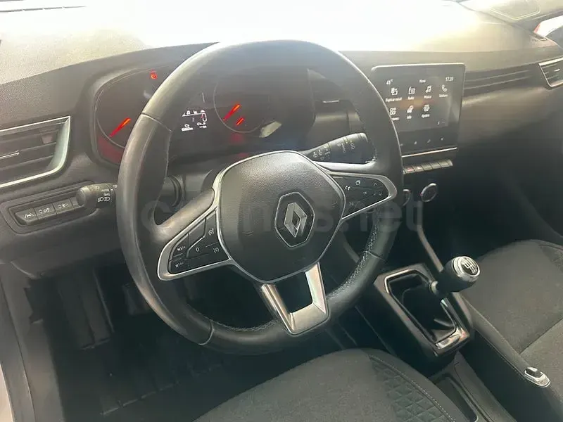 Usado Renault Clio V Equilibre 100 CV (73 kW) 2023 Blanco Berlina