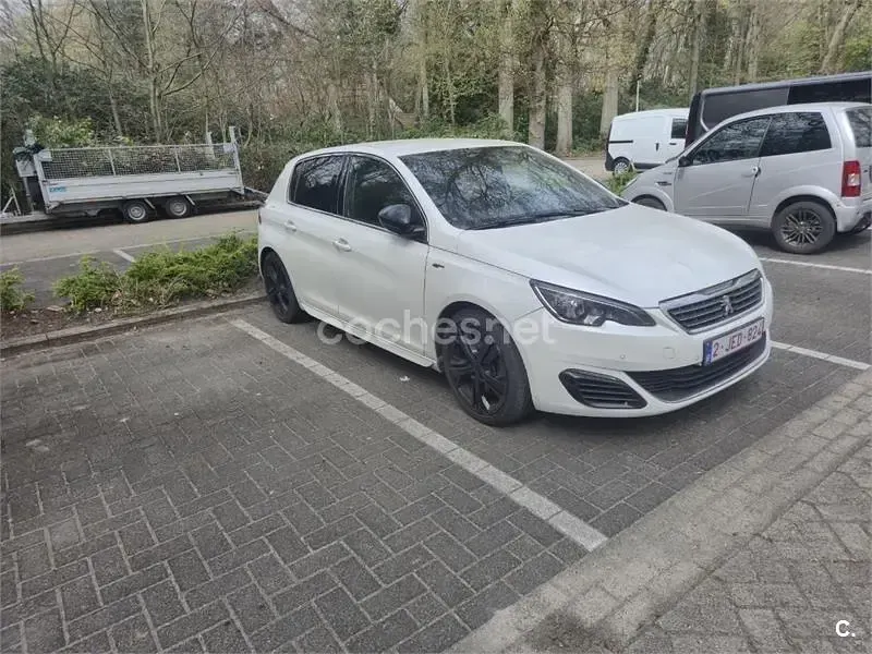 Usado Peugeot 308 GT 180 HP (132 kW) 2017 Branco Sedan