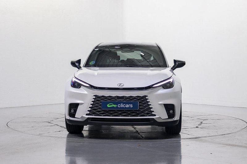 Usado Lexus LBX 136 CV (100 kW) 2024 Blanco SUV