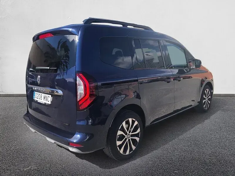Usado Renault Kangoo Techno 88 kW (120 CV) 2024 Azul Monovolumen