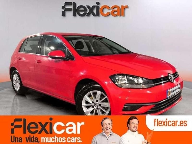 Usado VW Golf VII Advance 116 CV (85 kW) 2019 Rojo Familiar