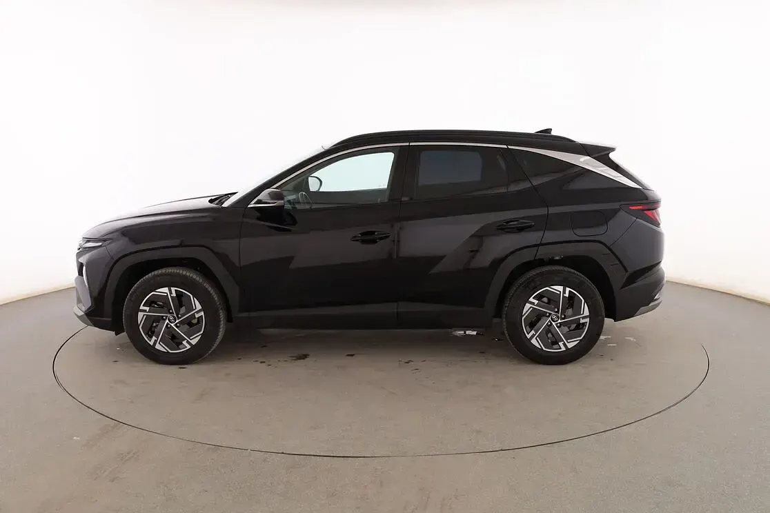 Usado Hyundai Tucson 252 CV (185 kW) 2025 Negro SUV