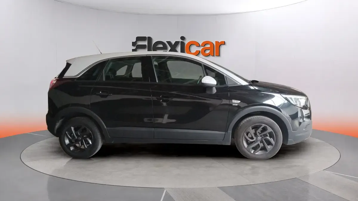Usado Opel Crossland X Edition 110 CV (80 kW) 2020 Negro SUV