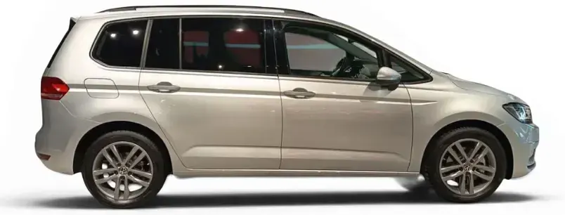 Usado VW Touran 150 CV (110 kW) 2025 Monovolumen