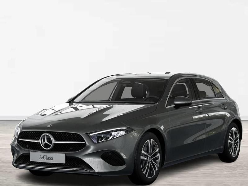 Gris Nuevo 2025 Mercedes A180 Berlina | 32.900 € (Buen precio) - Imagen 1/4