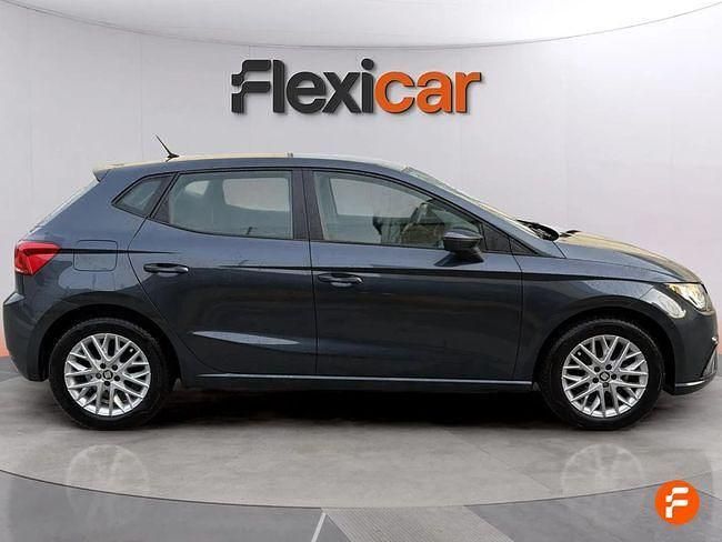 Usado Seat Ibiza Reference 80 CV (58 kW) 2019 Azul Berlina