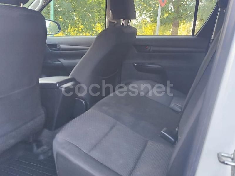 Usado Toyota HiLux 150 CV (110 kW) 2019 Blanco Pickup/Camioneta