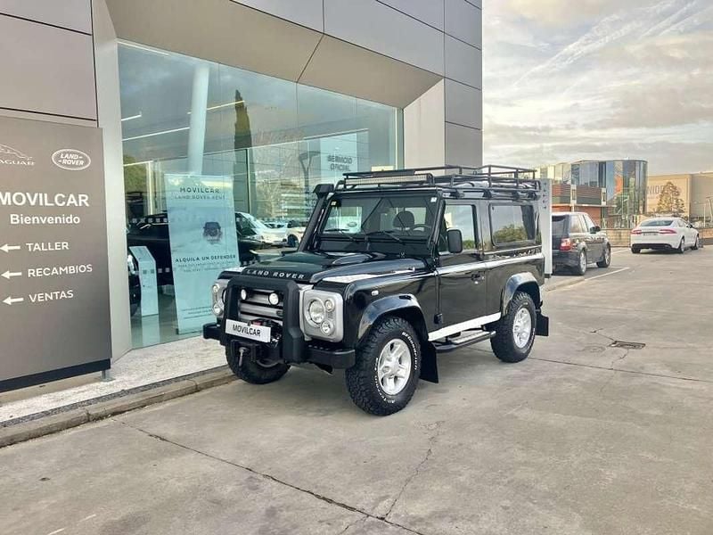 Negro Usado 2008 Land Rover Defender SE Familiar | 62.900 € - Imagen 1/4