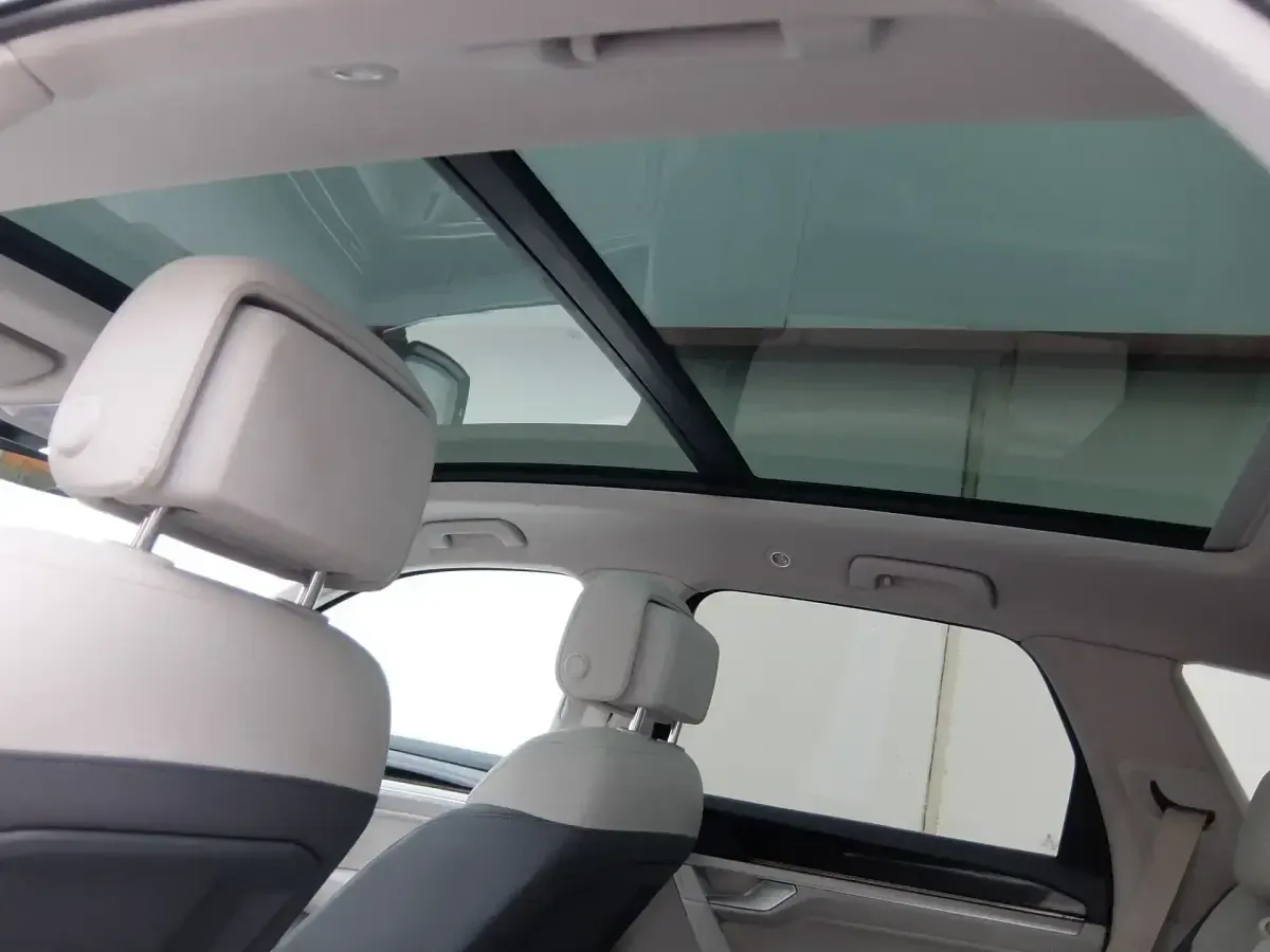 Usado VW Touareg Elegance 231 CV (169 kW) 2021 Negro SUV