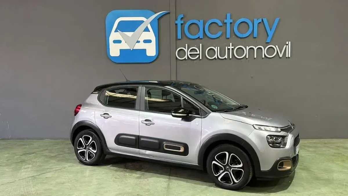 Usado Citroën C3 Shine 99 CV (72 kW) 2022 Gris Utilitario