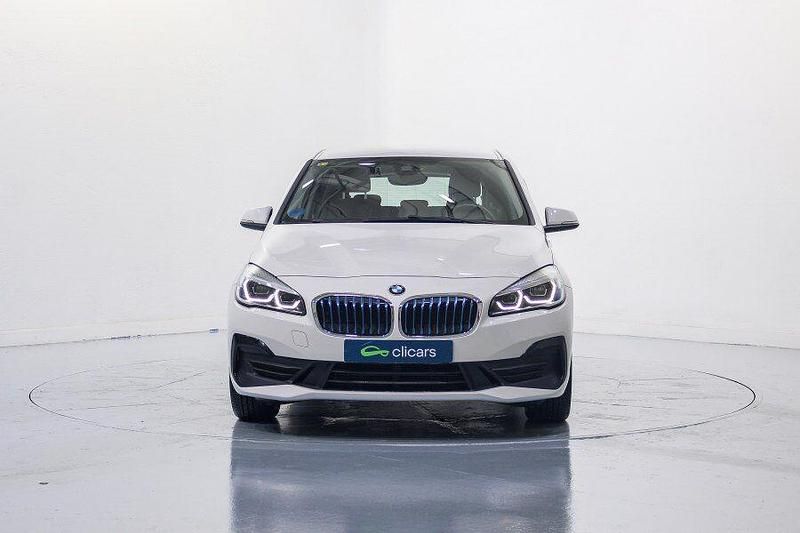 Usado BMW 225 Active Tourer iPerformance 224 CV (164 kW) 2018 Blanco Monovolumen