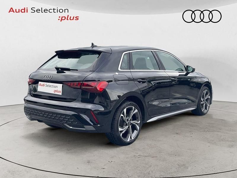 Usado Audi A3 e-tron S-Line 204 CV (150 kW) 2025 Negro Utilitario