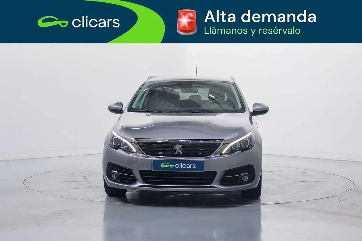 Usado Peugeot 308 SW Style 131 CV (96 kW) 2018 Gris Familiar