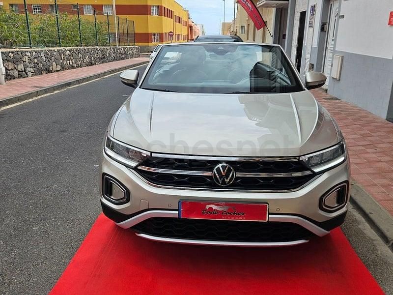 Usado VW T-Roc Style 110 CV (80 kW) 2022 Beige SUV