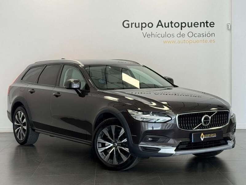 Usado 2021 Volvo V90 Familiar | 29.990 € - Imagen 1/4