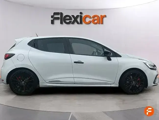 Usado Renault Clio IV R.S. 200 CV (147 kW) 2018 Blanco