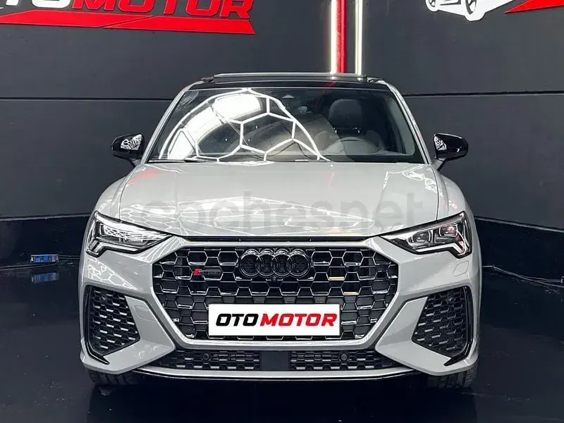 Usado Audi Q3 Sportback 400 CV (294 kW) 2024 Gris / plata SUV