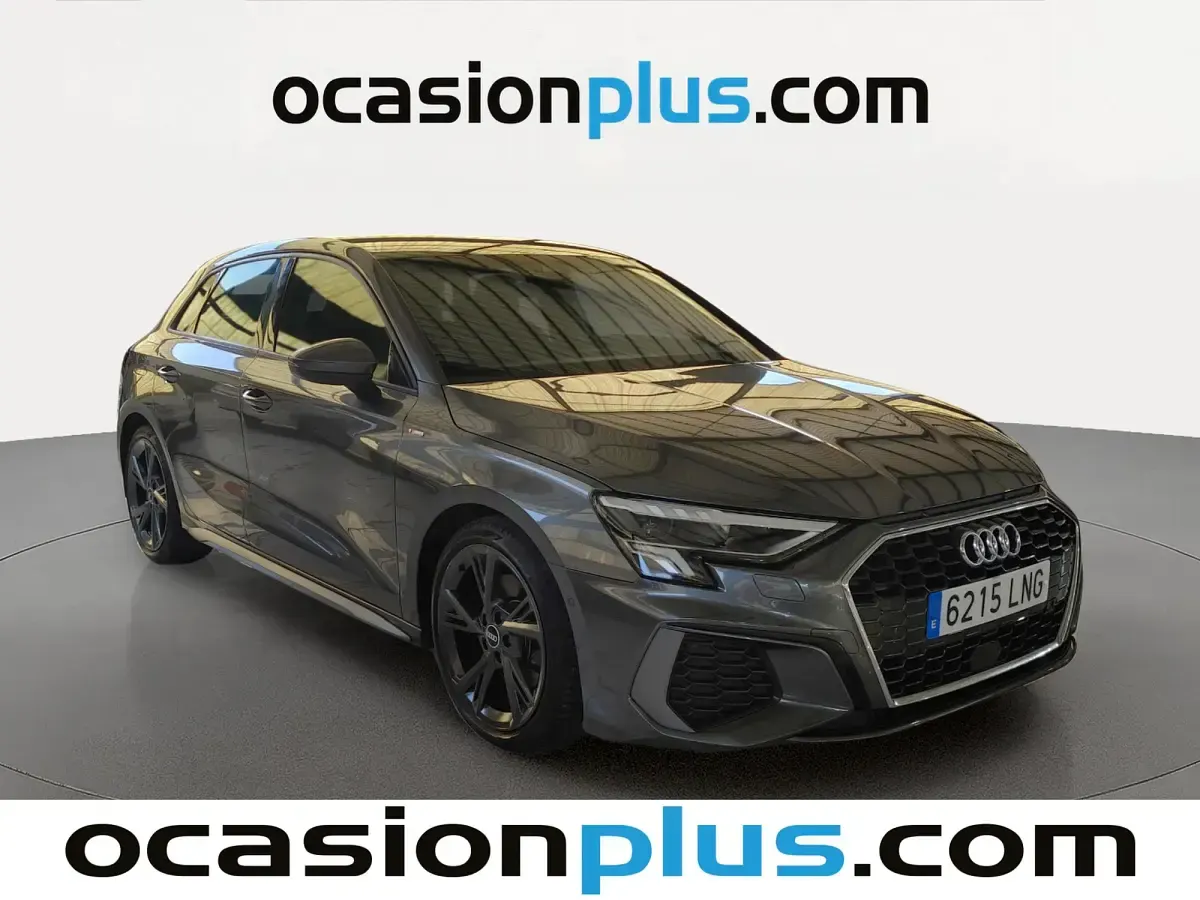Usado Audi A3 Sportback S-Line 150 CV (110 kW) 2021 Gris Utilitario