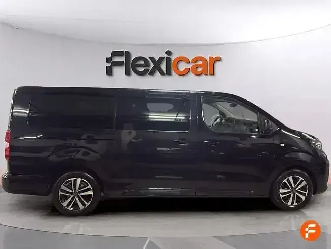 Usado Peugeot Traveller Business-Line 180 CV (132 kW) 2024 Negro Monovolumen