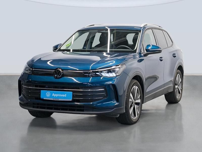 Azul Usado 2024 VW Tiguan SUV | 40.900 € (Caro) - Imagen 1/4