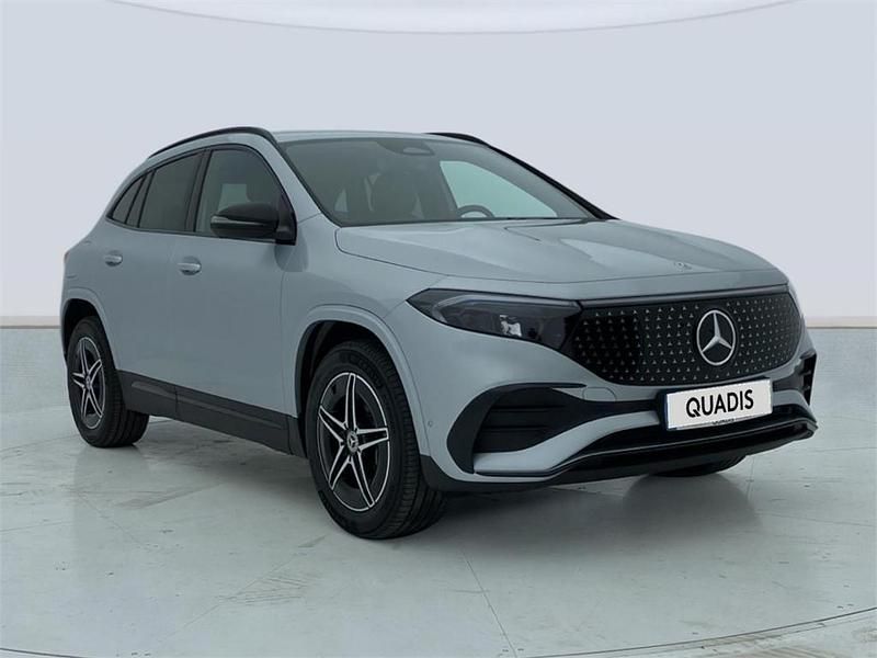 Usado Mercedes EQA250+ AMG 139 kW (190 CV) 2025 Plata hightech SUV