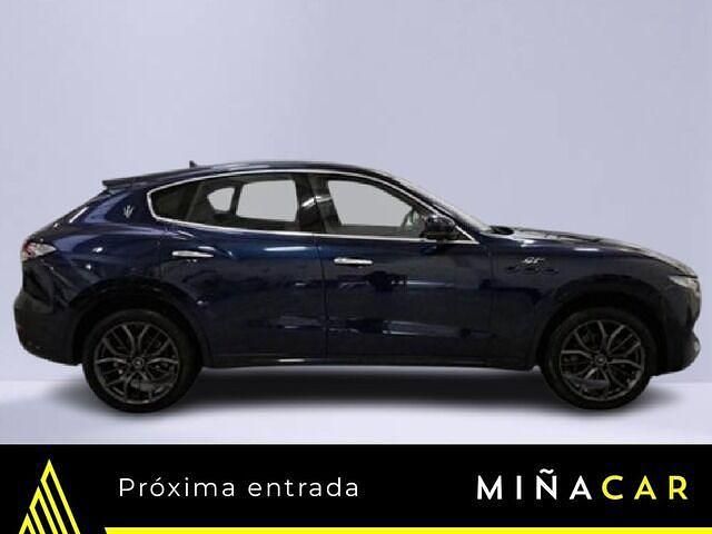 Usado Maserati Levante GT 330 CV (242 kW) 2022 Azul SUV