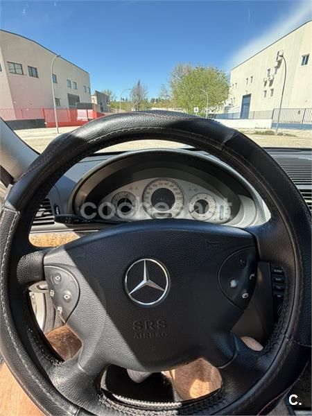 Gris / plata Usado 2004 Mercedes E320 Avantgarde Berlina | 4790 € (Super precio) - Imagen 1/1