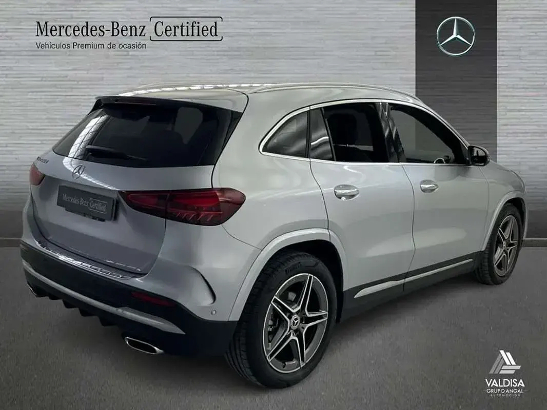 Usado Mercedes GLA200 150 CV (110 kW) 2025 SUV