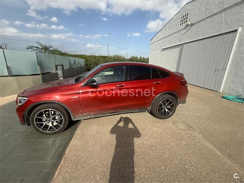 Usado Mercedes GLC43 AMG 367 CV (269 kW) 2020 Granate Coupe