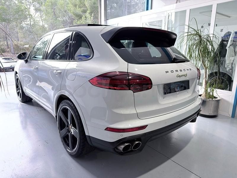 Usado Porsche Cayenne S E-Hybrid 416 CV (305 kW) 2015 Blanco SUV