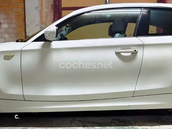 Usado BMW 116 115 CV (84 kW) 2011 Blanco Utilitario