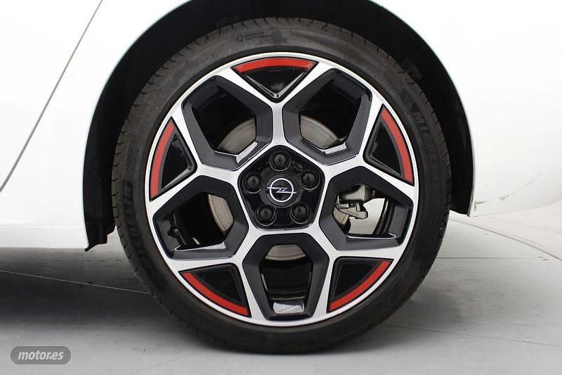 Usado Opel Astra 181 CV (133 kW) 2023 Blanco