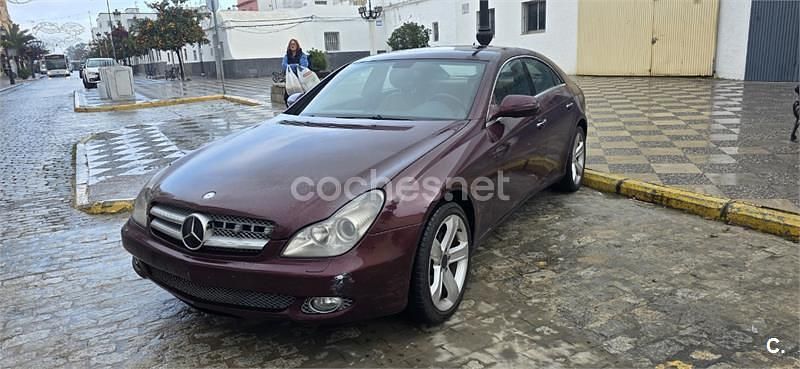 Usado Mercedes CLS320 224 CV (164 kW) 2008 Granate Berlina