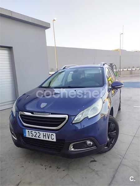 Azul Usado 2014 Peugeot 2008 Access SUV | 4500 € (Super precio) - Imagen 1/4