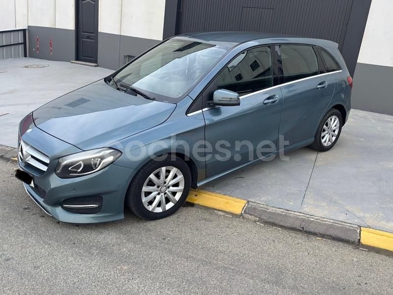 Azul Usado 2015 Mercedes B200 Monovolumen | 14.990 € (Precio justo) - Imagen 1/4