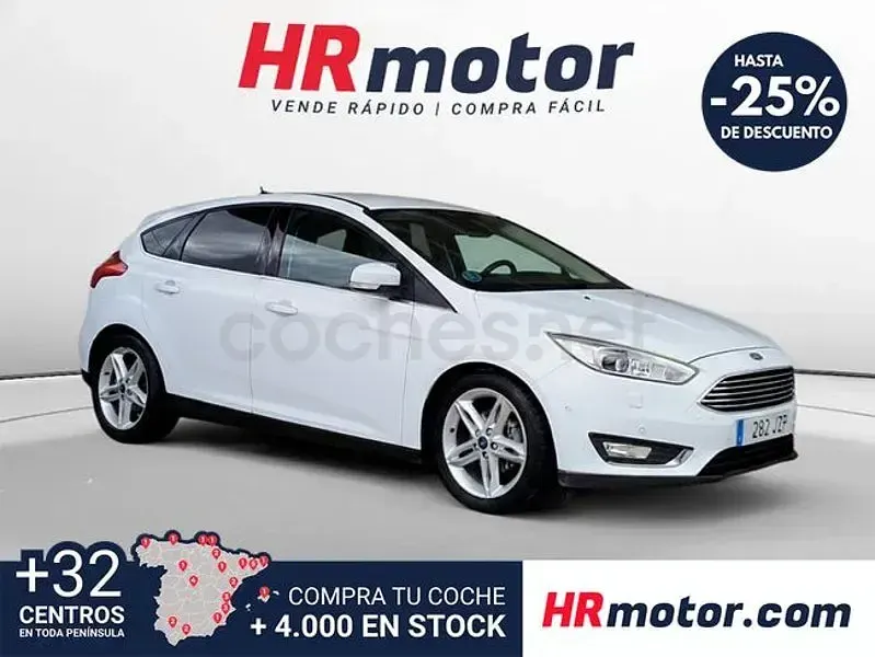 Begagnad Ford Focus Titanium 125 HK (91 kW) 2017 Vit Sedan