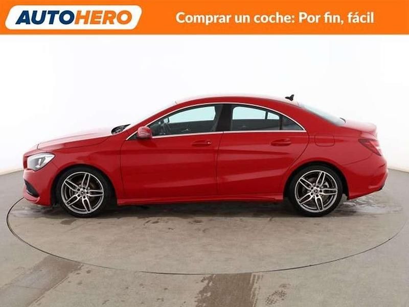 Usado Mercedes CLA180 AMG line 122 CV (89 kW) 2018 Rojo Berlina