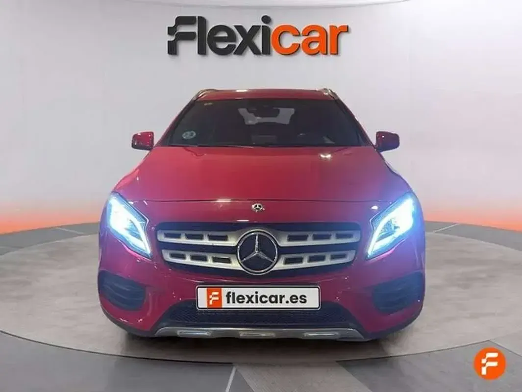 Usado Mercedes GLA220 177 CV (130 kW) 2017 Rojo SUV