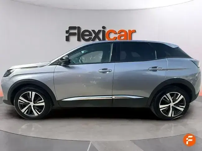 Usado Peugeot 3008 Allure 130 CV (95 kW) 2024 Gris SUV