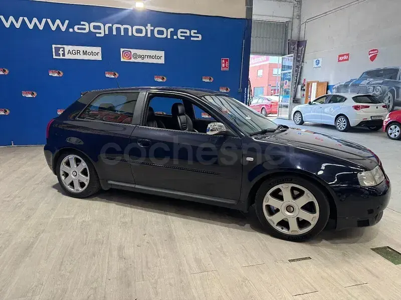 Usado Audi S3 210 CV (154 kW) 1999 Negro Utilitario