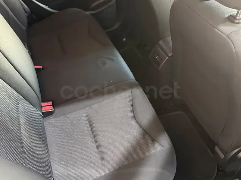 Usado Peugeot 308 Active 112 CV (82 kW) 2012 Blanco Berlina