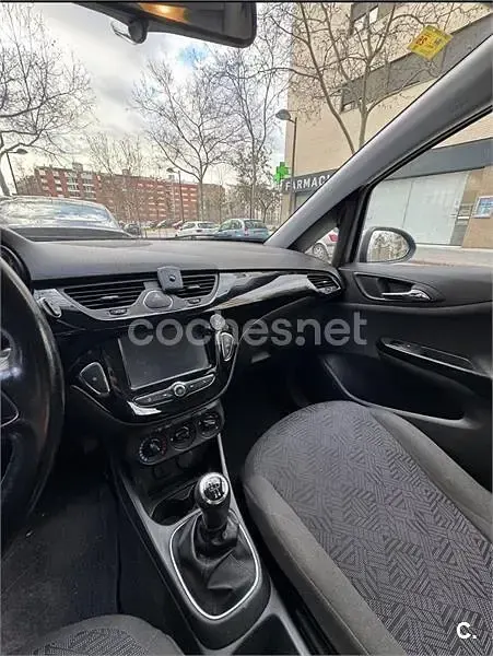Usado Opel Corsa Selective 90 CV (66 kW) 2018 Gris / plata Utilitario