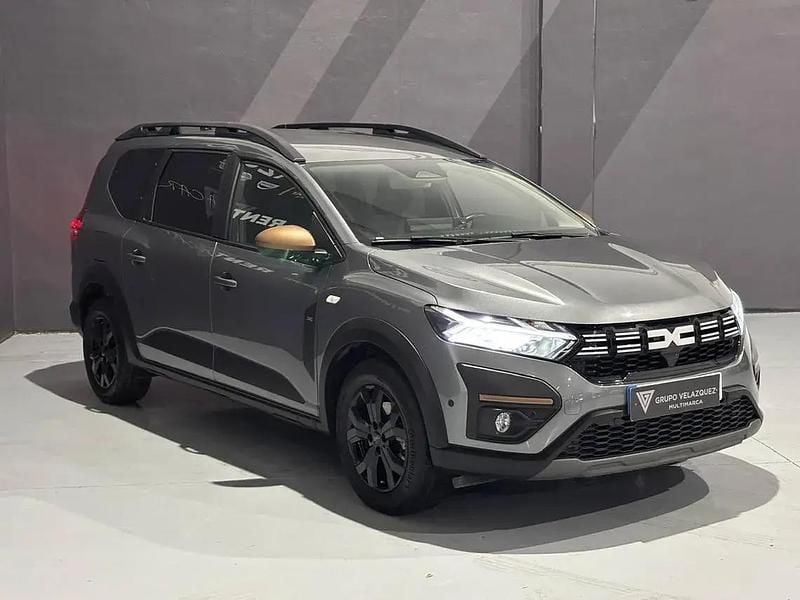 Usado Dacia Jogger Extreme 110 HP (80 kW) 2024 Cinzento Monovolume