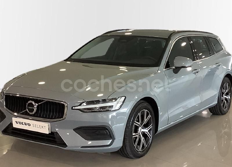 Gris / plata Usado 2025 Volvo V60 Core Familiar | 36.850 € (Buen precio) - Imagen 1/4