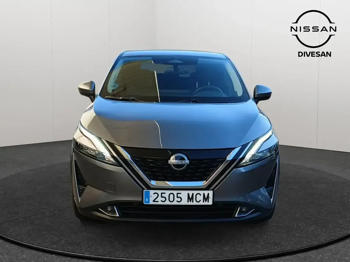 Usado Nissan Qashqai N-Connecta 190 CV (139 kW) 2022 Gris / plata SUV