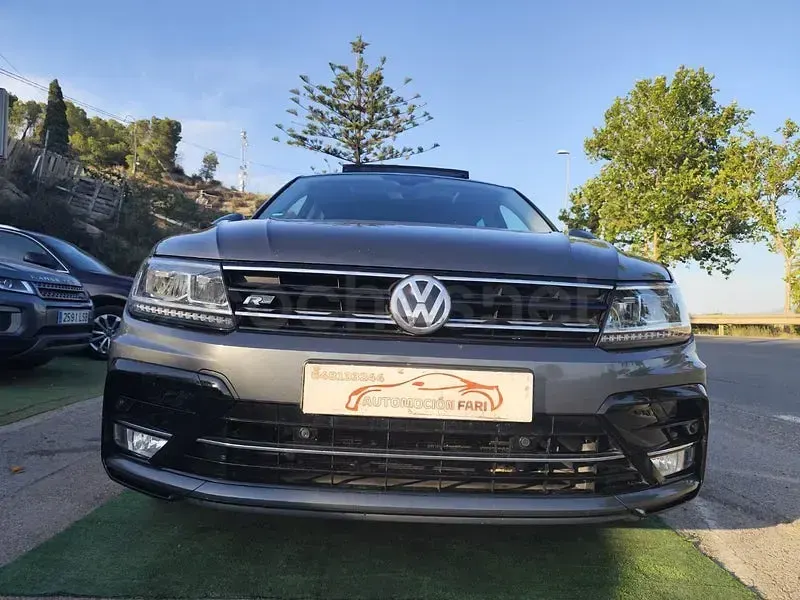 Usado VW Tiguan Edition 150 CV (110 kW) 2017 Gris / plata SUV